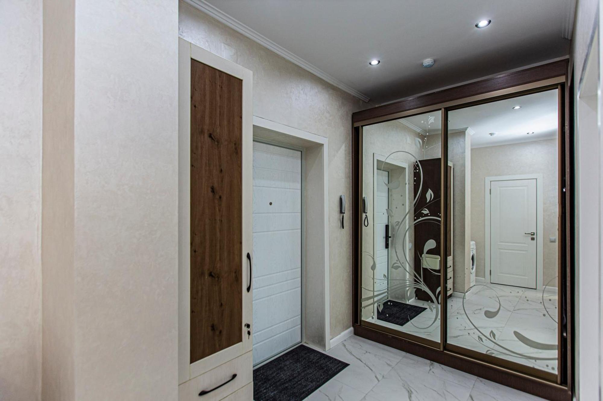 2 Room Apartment In The Center Almaty Esterno foto
